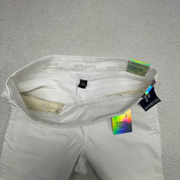 NWT Women’s Sound Style PXL 16-18 White Slimming Capri’s - Picture 4 of 14